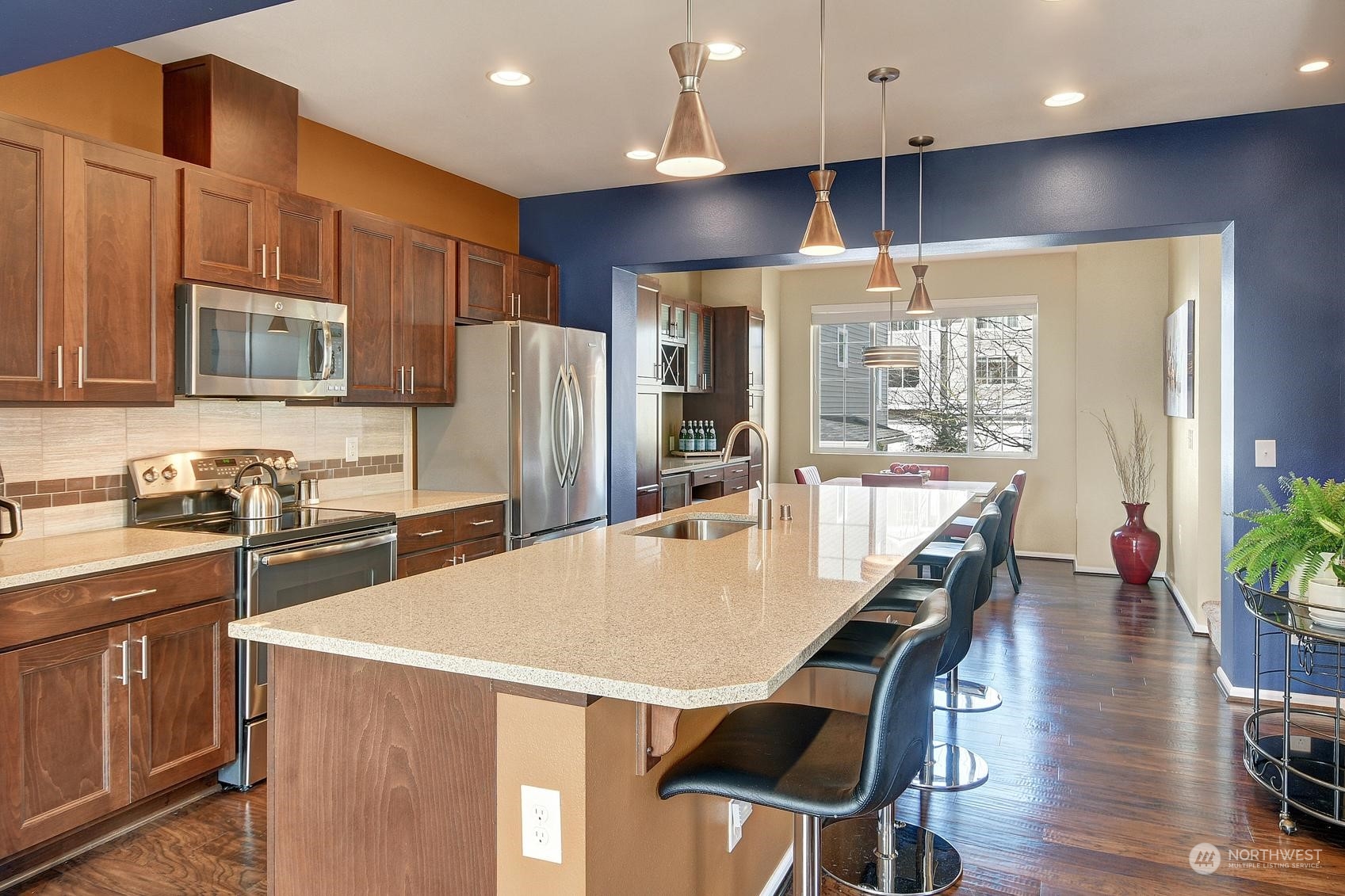 6566 High Point Drive Southwest Seattle, WA 98126 - Photo 8 of 20 Gallery Image 8