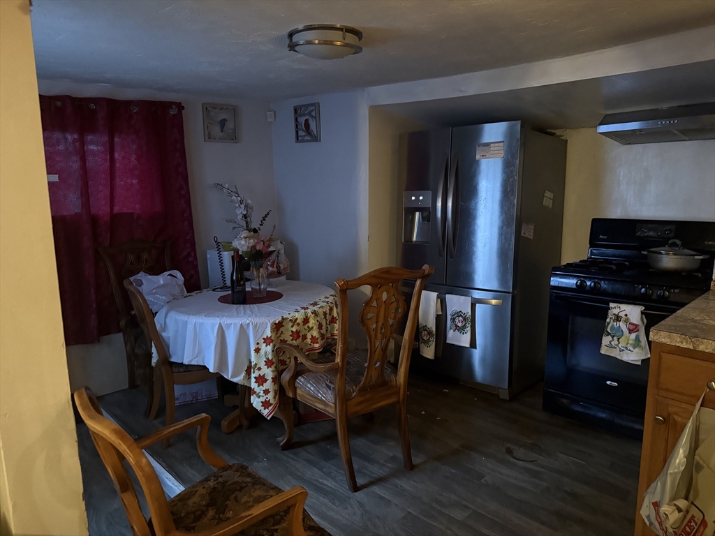 11 Cottage Street Lowell, MA 01852 - Photo 8 of 8