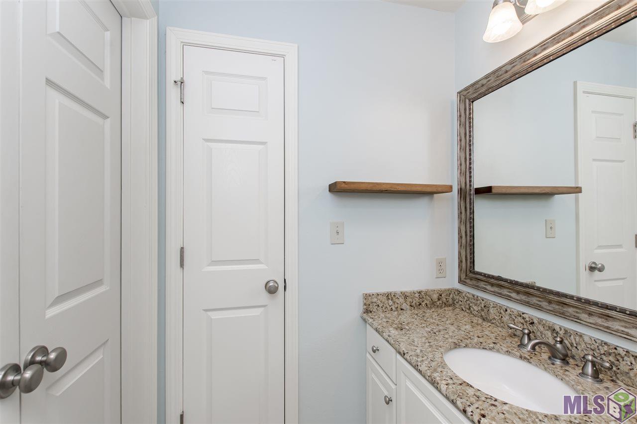 7916 Jefferson Pl Boulevard, Unit C Baton Rouge, LA 70809 - Photo 18 of 30