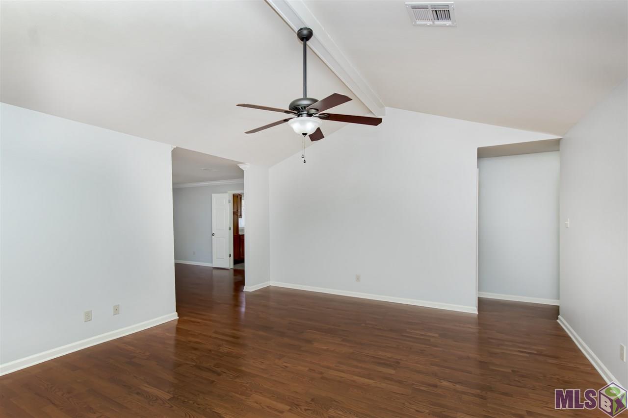 7916 Jefferson Pl Boulevard, Unit C Baton Rouge, LA 70809 - Photo 4 of 30