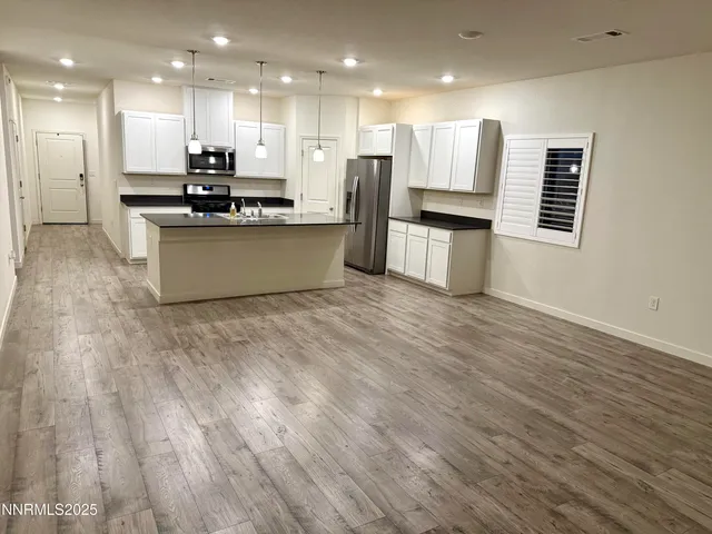 $455,000 | 969 Kathryn Court, Fernley, NV 89408