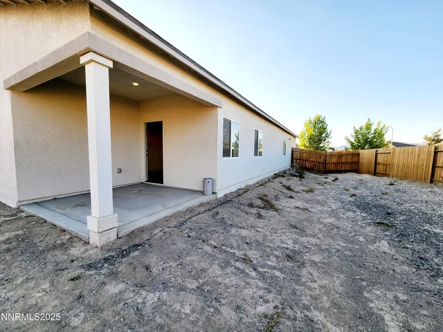 $455,000 | 969 Kathryn Court, Fernley, NV 89408