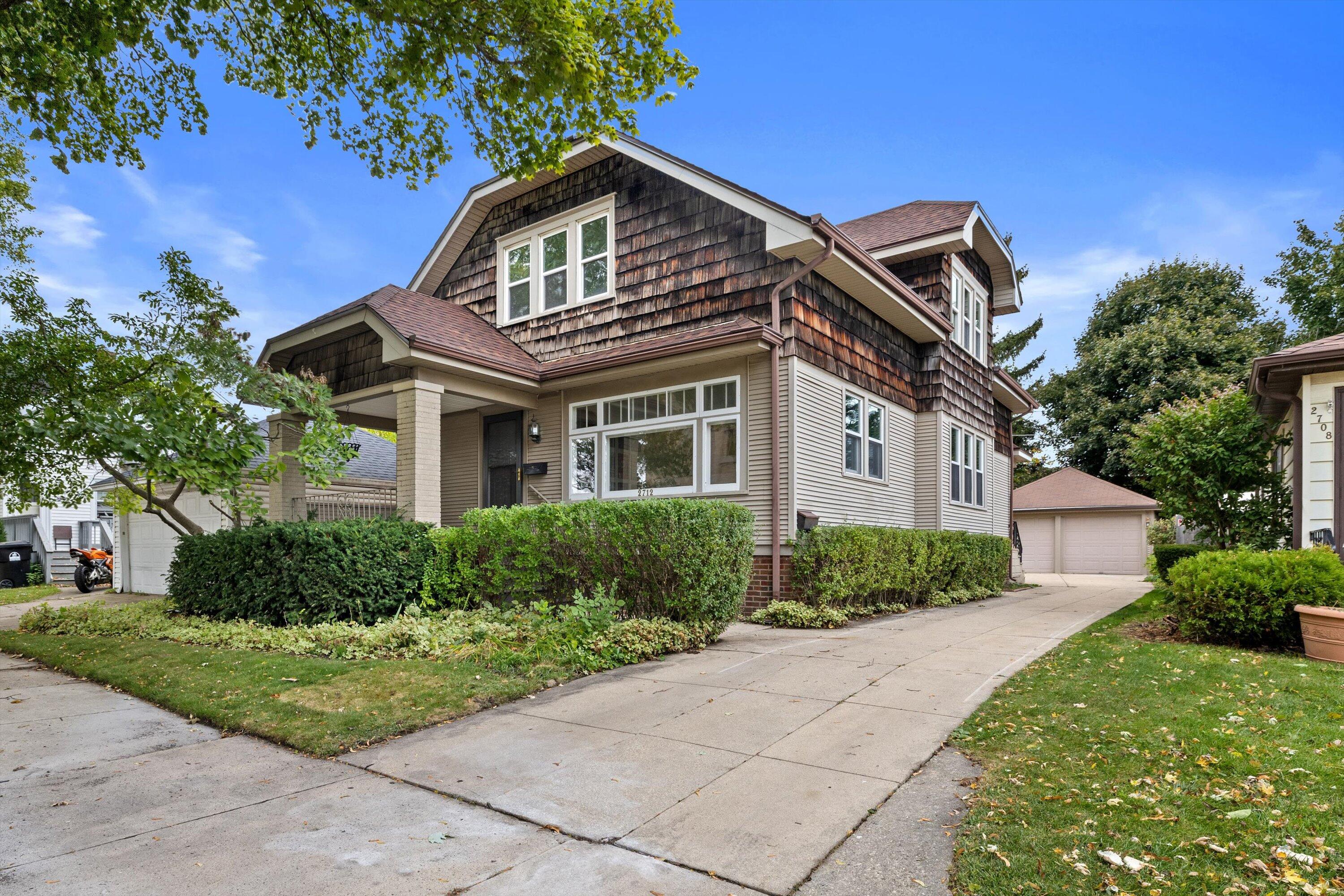2712 Mitchell Street Racine, WI 53403 - Photo 1 of 1 01-IMG_7866