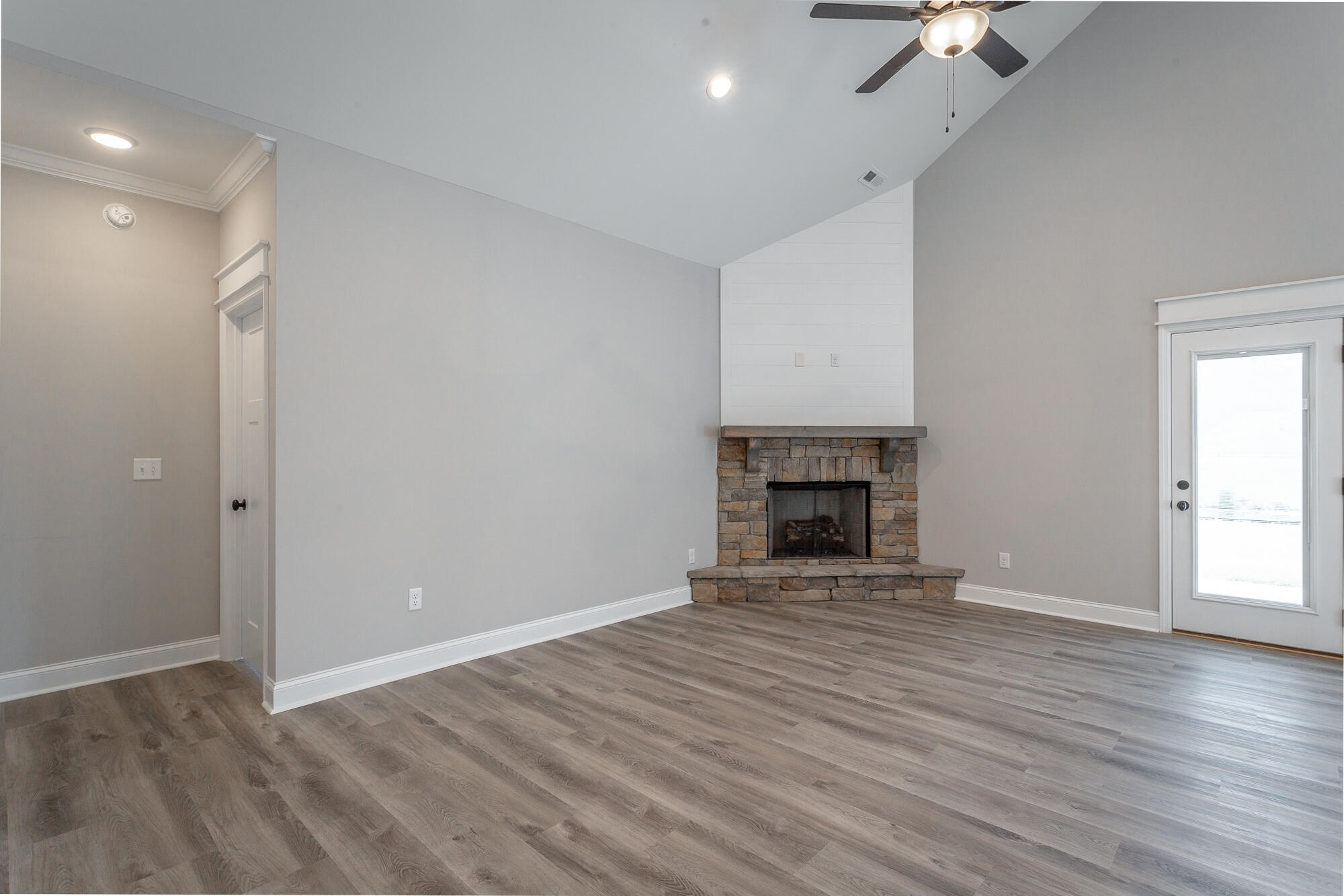 1018 Silverpine Drive, Unit 58 Chattanooga, TN 37421 - Photo 20 of 42 Great Room