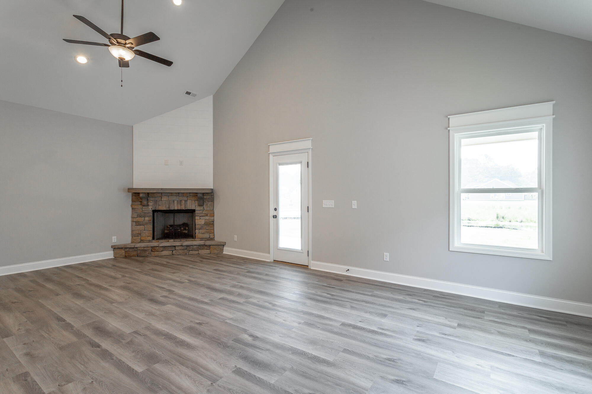 1018 Silverpine Drive, Unit 58 Chattanooga, TN 37421 - Photo 22 of 42 Great Room