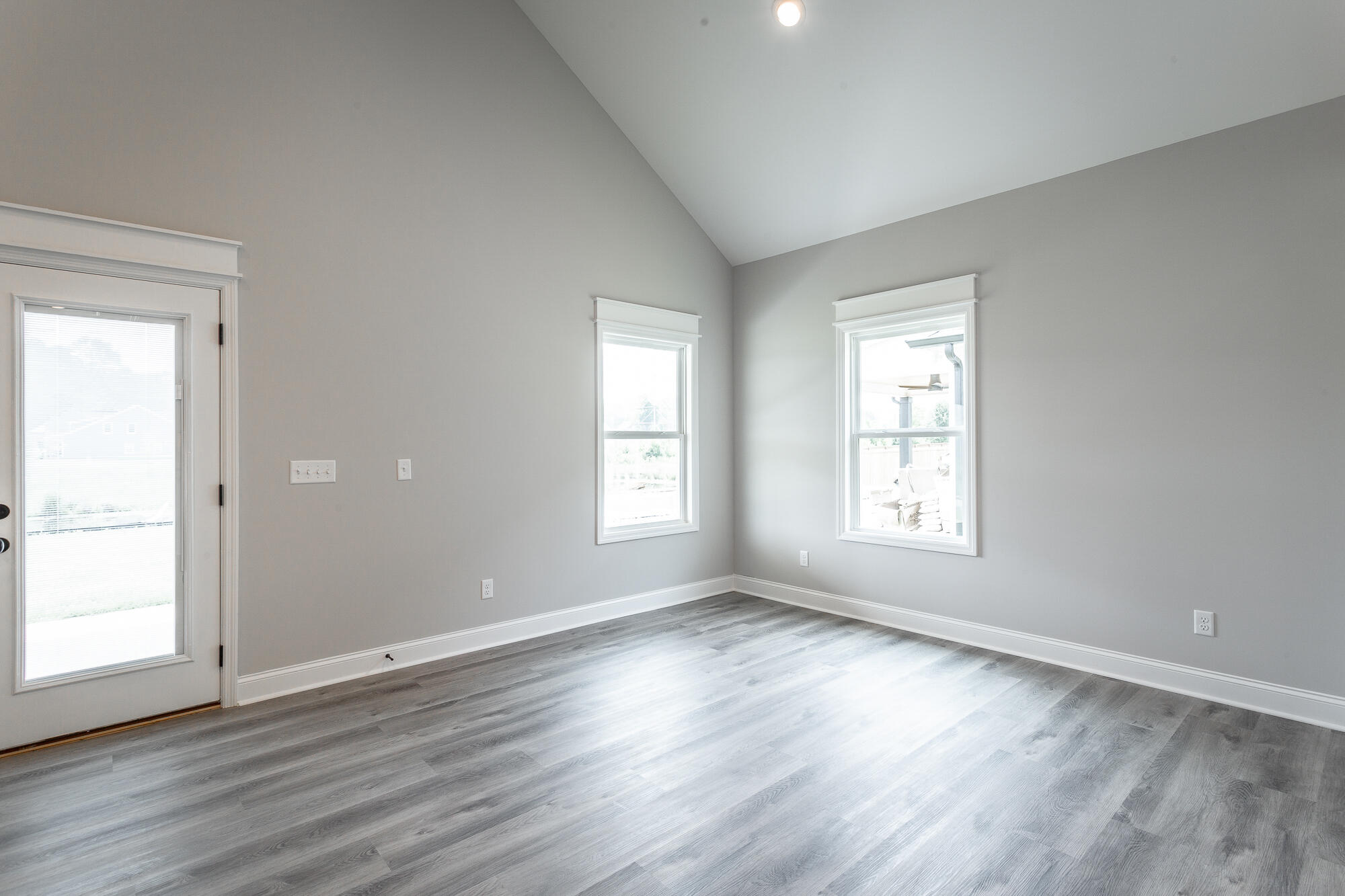 1018 Silverpine Drive, Unit 58 Chattanooga, TN 37421 - Photo 23 of 42 Great Room