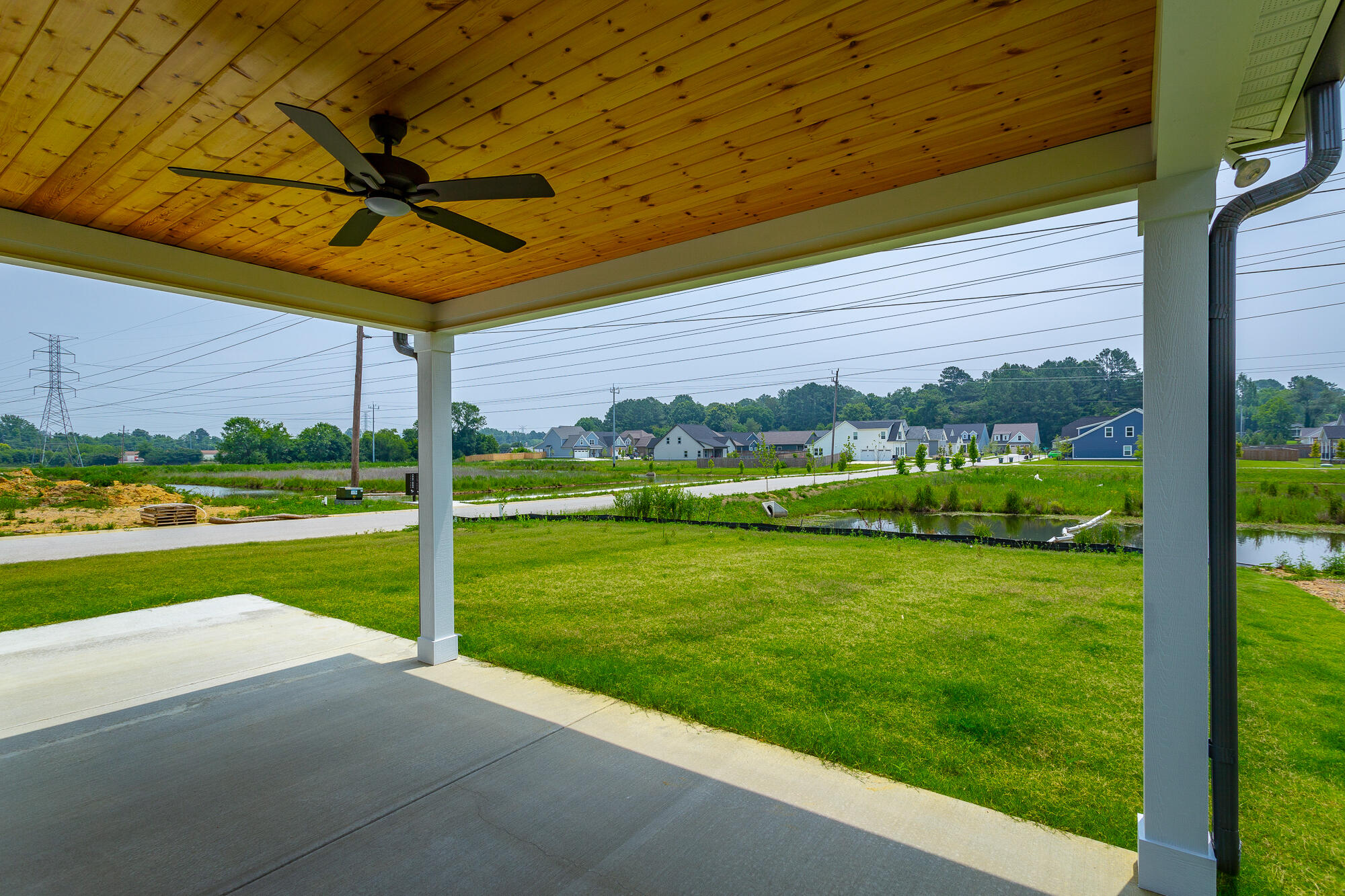 1018 Silverpine Drive, Unit 58 Chattanooga, TN 37421 - Photo 37 of 42 Back Patio
