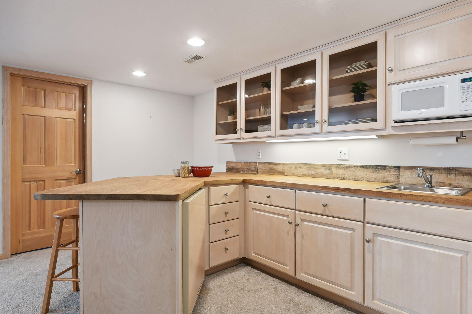 17987 Clear Spring Lane Eden Prairie, MN 55347 - Photo 35 of 42 Gallery Image 35