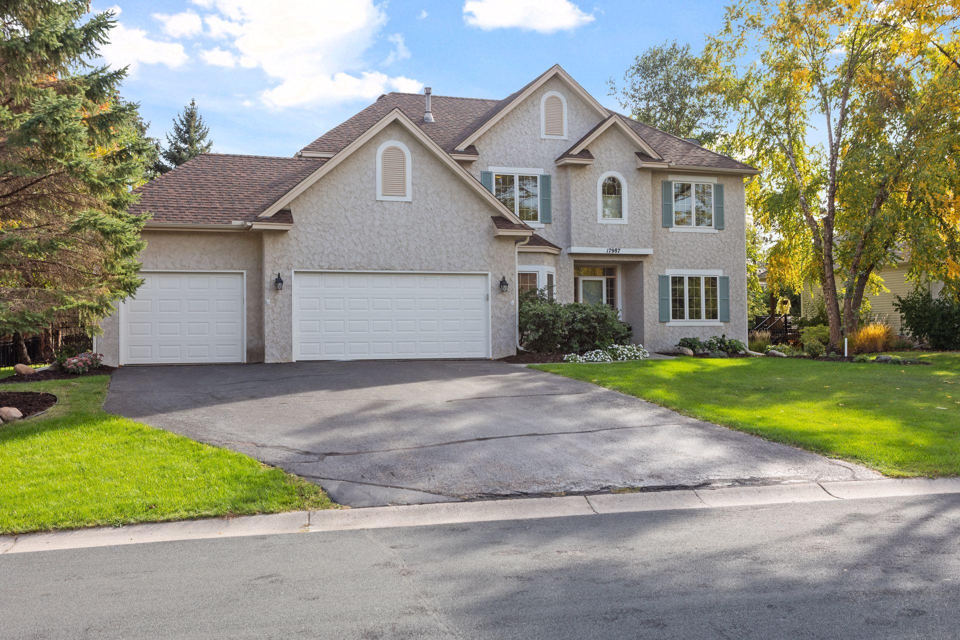 17987 Clear Spring Lane Eden Prairie, MN 55347 - Photo 4 of 42 Gallery Image 4