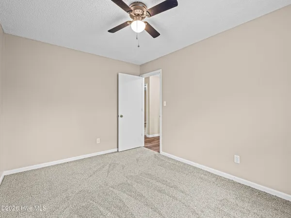 $1,800 | 1147 Lakeview Avenue, Richlands, NC 28574