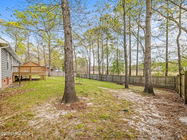 $1,800 | 1147 Lakeview Avenue, Richlands, NC 28574