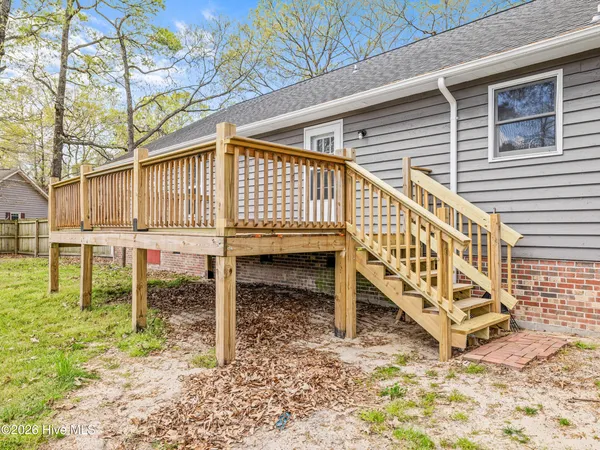 $1,800 | 1147 Lakeview Avenue, Richlands, NC 28574
