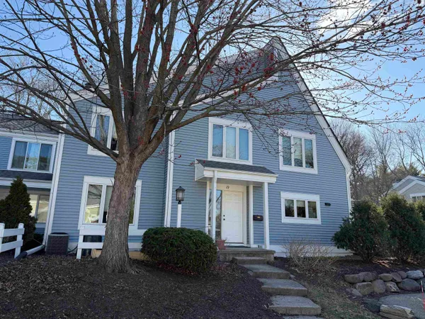 $325,000 | 19 Red Maple Trail, Madison, WI 53717