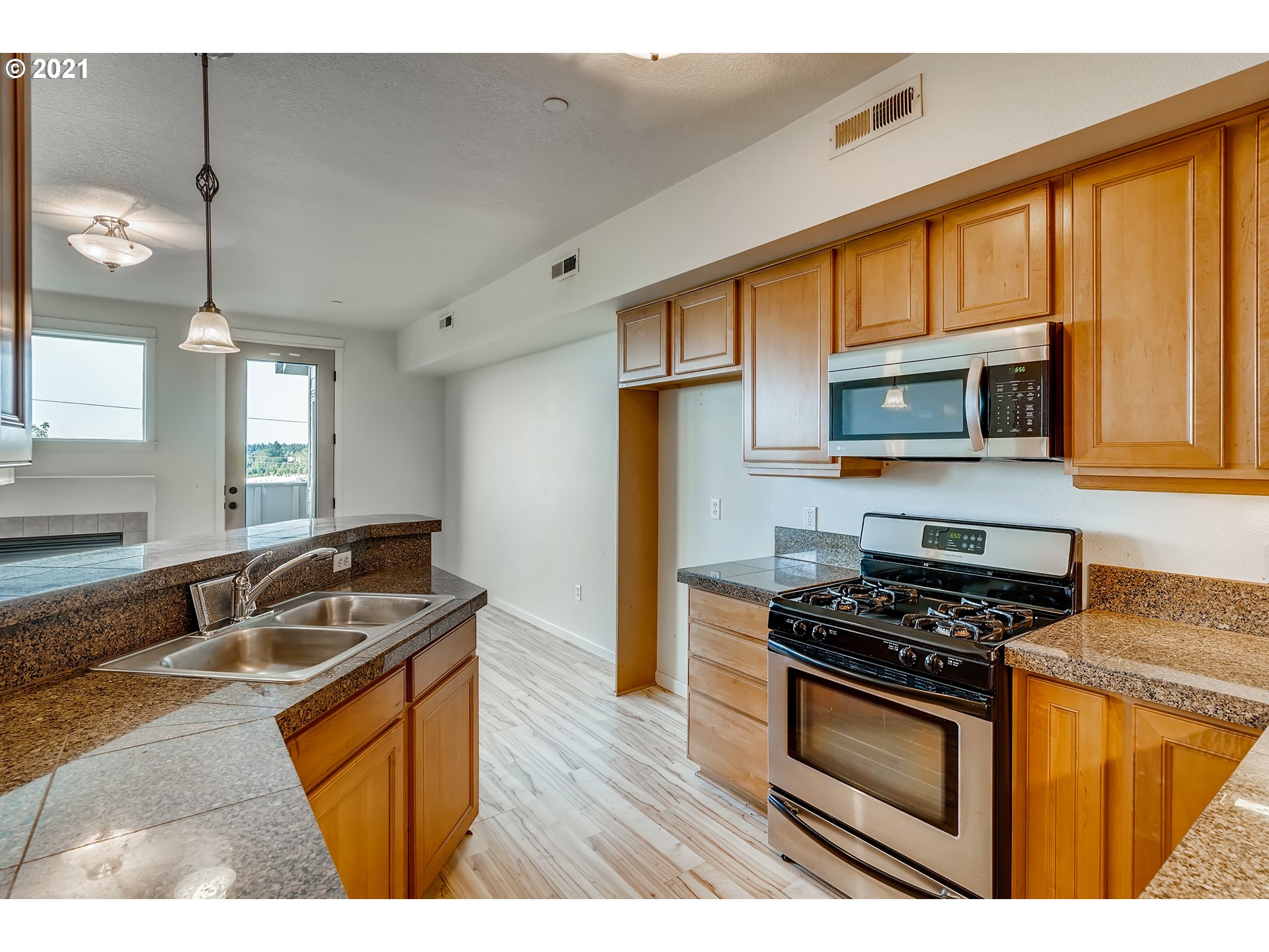 9209 Northwest Germantown Road Portland, OR 97231 - Photo 14 of 31 Gallery Image 14