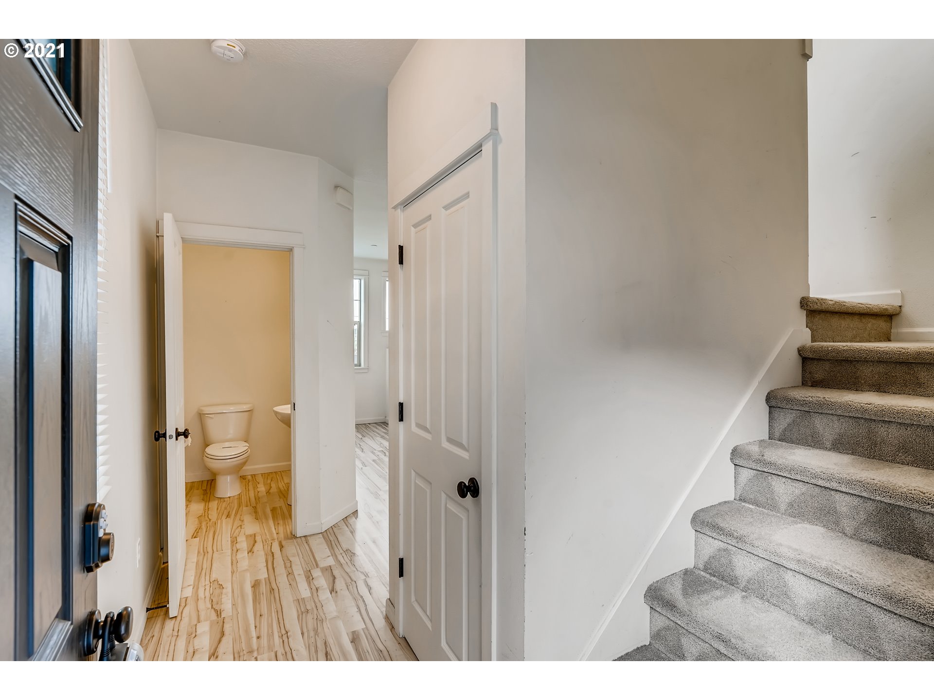 9209 Northwest Germantown Road Portland, OR 97231 - Photo 28 of 31 Gallery Image 28