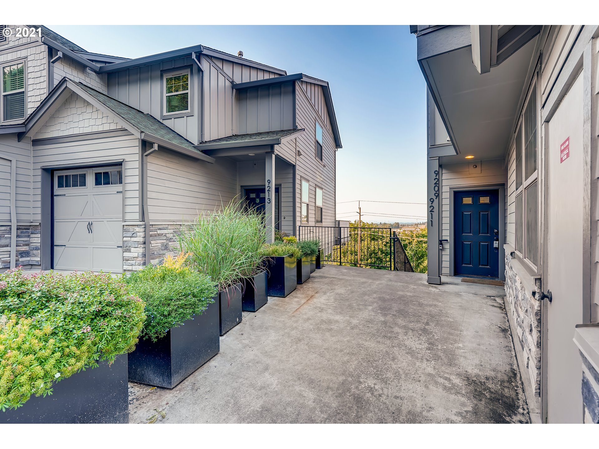 9209 Northwest Germantown Road Portland, OR 97231 - Photo 5 of 31 Gallery Image 5