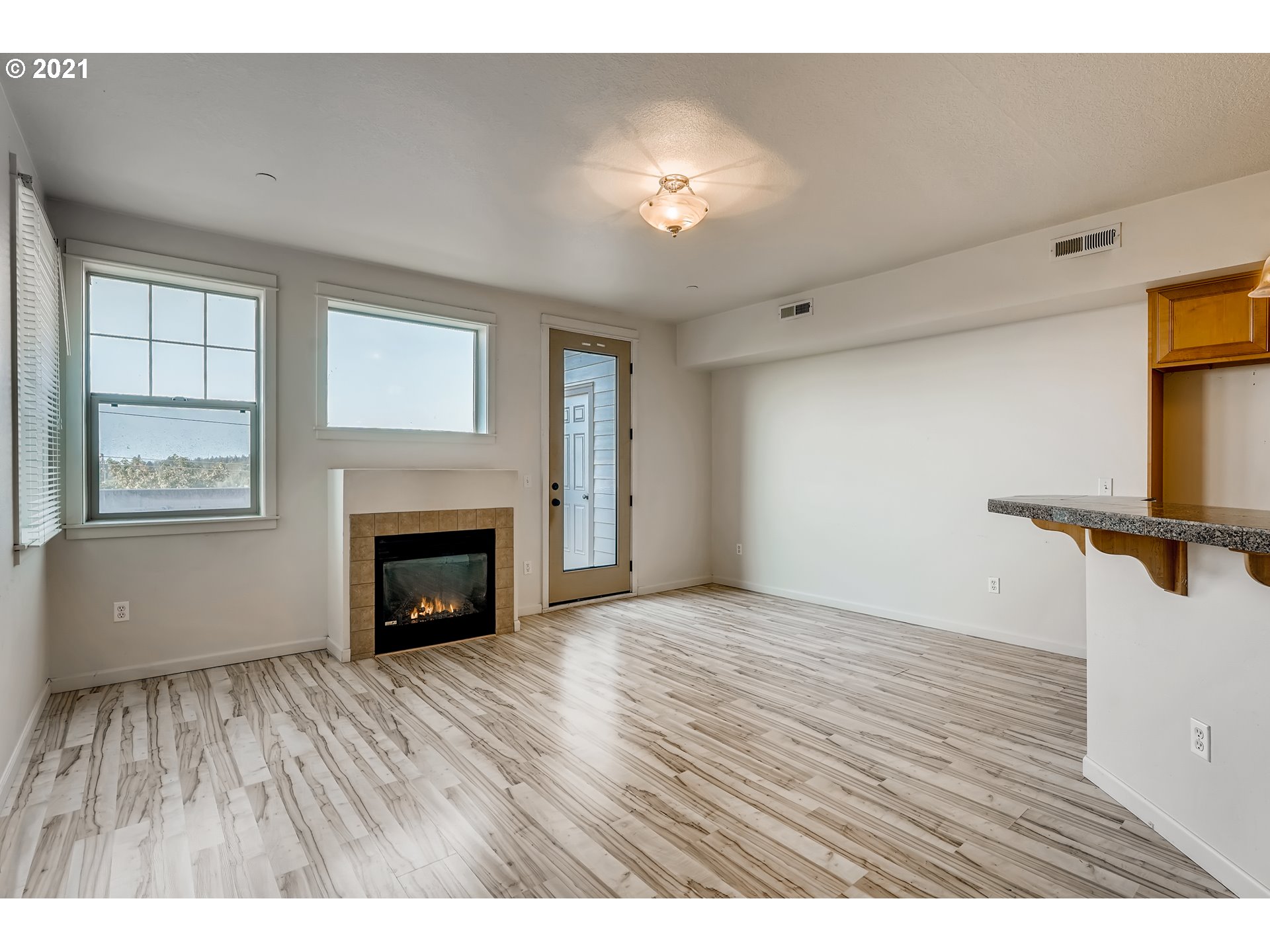 9209 Northwest Germantown Road Portland, OR 97231 - Photo 9 of 31 Gallery Image 9
