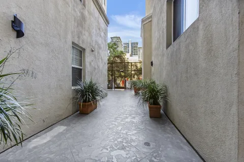 $639,000 | 1601 India Street, Unit 509, San Diego, CA 92101
