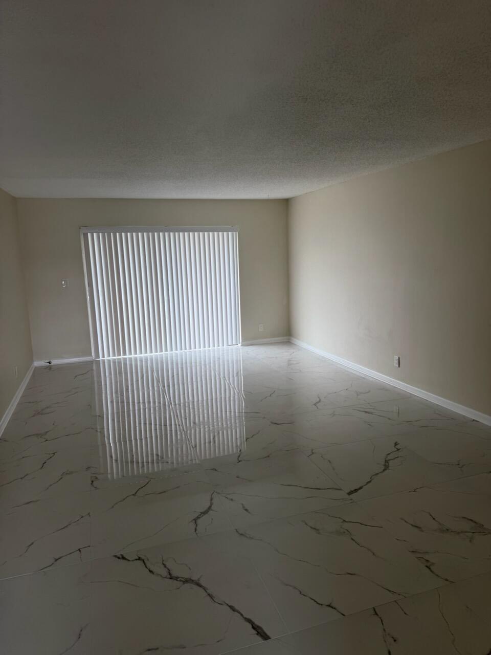 3000 Riverside Drive, Unit 2011 Coral Springs, FL 33065 - Photo 8 of 10 MEb83aea7055d192c8abfa260d1b907181