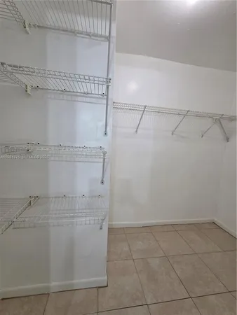$1,800 | 2350 Northeast 135th Street, Unit 201, North Miami, FL 33181