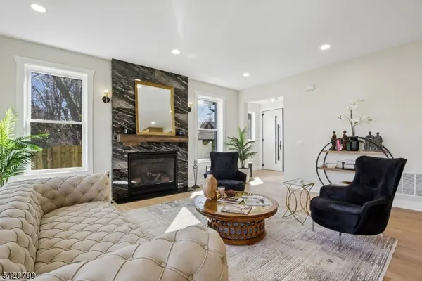 $1,599,999 | 491 Central Avenue, Unit 4, New Providence, NJ 07974