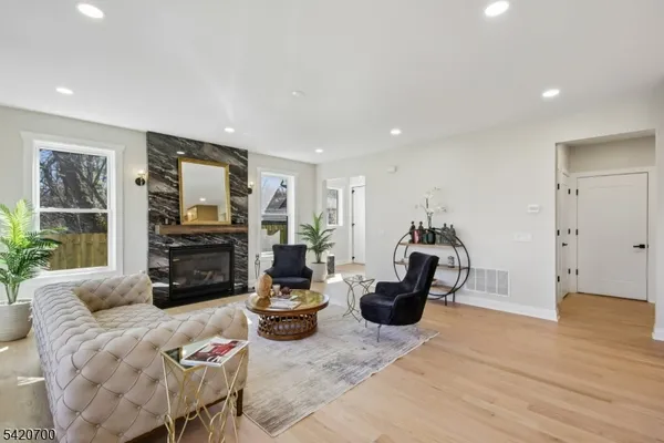 $1,599,999 | 491 Central Avenue, Unit 4, New Providence, NJ 07974