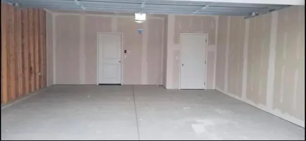 $340,000 | 462 South Longbranch Drive, Unit 2, Maize, KS 67101