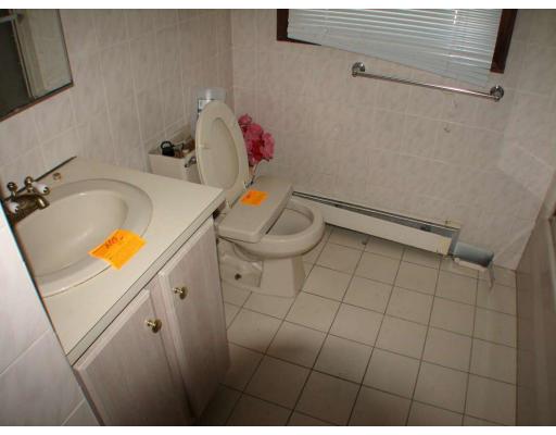 14 Thompson Street Boston, MA 02136 - Photo 8 of 10 Gallery Image 8