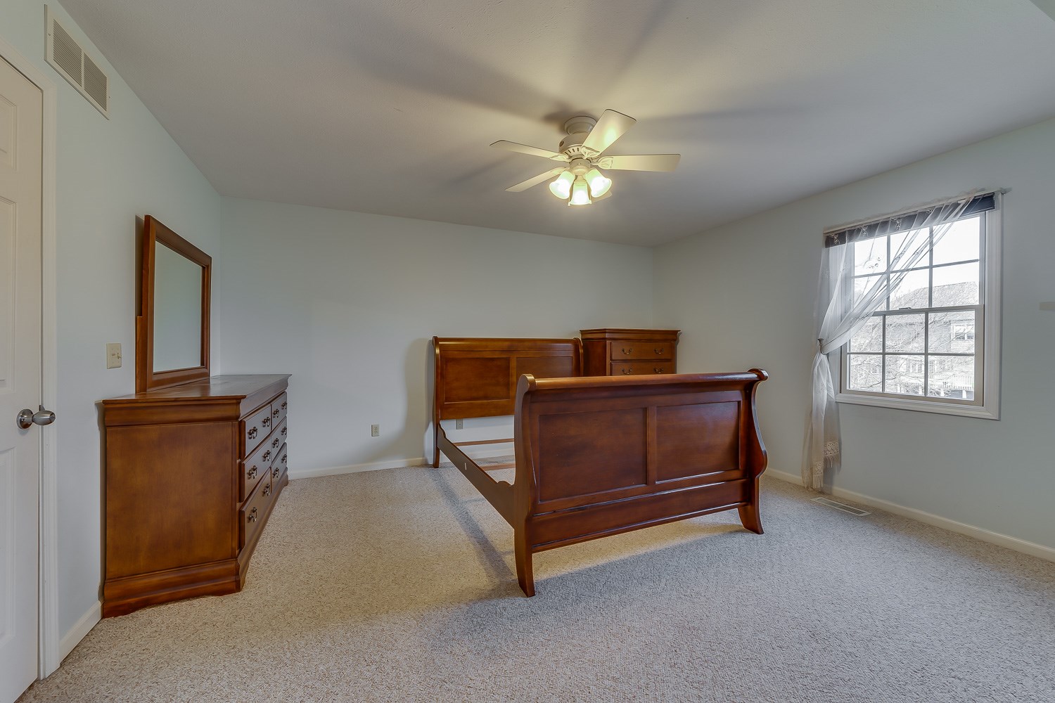 52488 Pickwick Point Granger, IN 46530 - Photo 23 of 36 Gallery Image 23