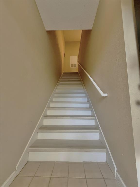 14226 Fredricksburg Drive, Unit 212 Orlando, FL 32837 - Photo 4 of 32 a view of entryway