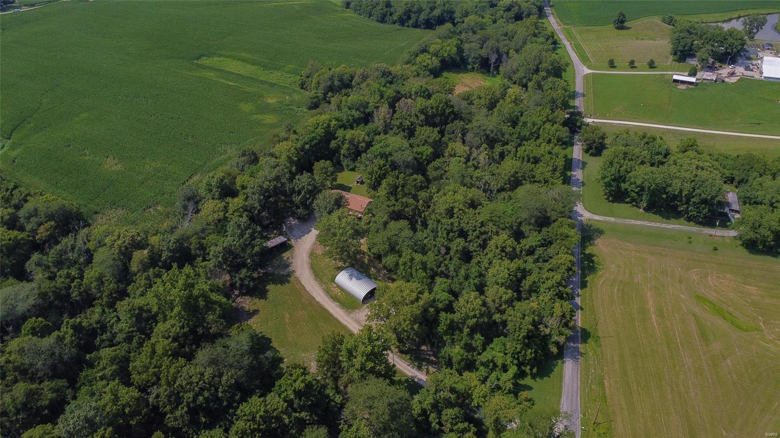 8668 Pin Oak Road Edwardsville, IL 62025 - Photo 40 of 40 Gallery Image 40