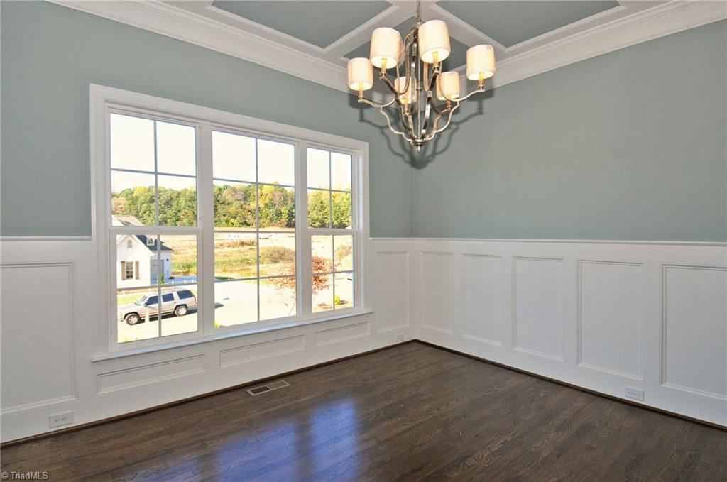 1027 Heron Ridge Road Winston-Salem, NC 27106 - Photo 3 of 25 Dining Room