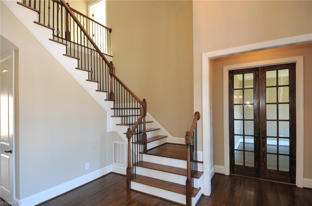 1027 Heron Ridge Road Winston-Salem, NC 27106 - Photo 22 of 25 Entry