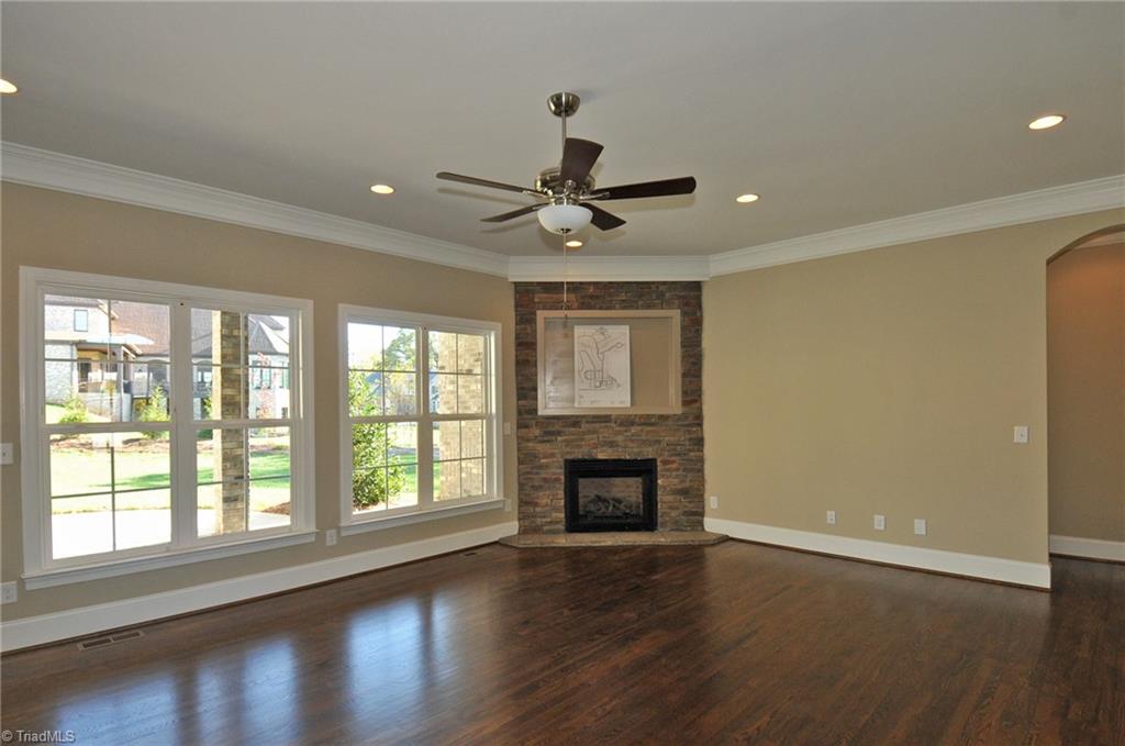 1027 Heron Ridge Road Winston-Salem, NC 27106 - Photo 5 of 25 Great room