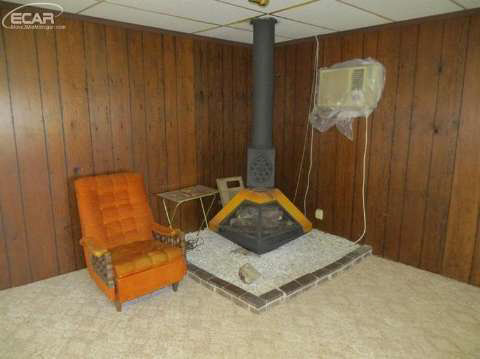 6475 Linden Road Swartz Creek, MI 48473 - Photo 6 of 25 20421950-5.JPG
