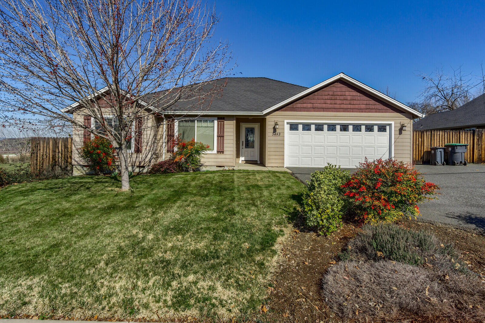 3483 Delta Waters Road Medford, OR 97504 - Photo 1 of 30 01_dw_1_mls