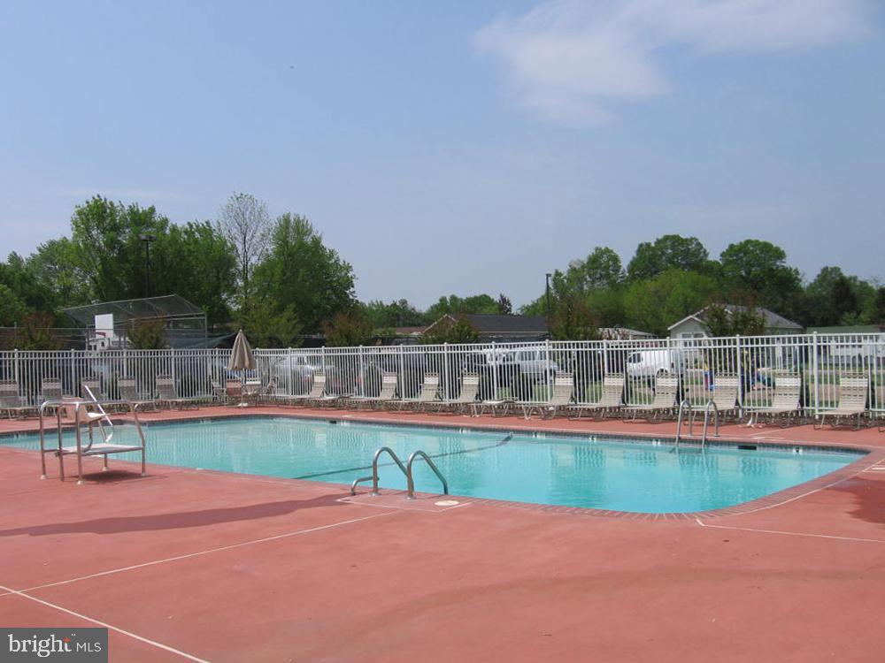 14640 Lufthansa Circle Chantilly, VA 20151 - Photo 29 of 35 Serene poolside retreat awaits summer fun.
