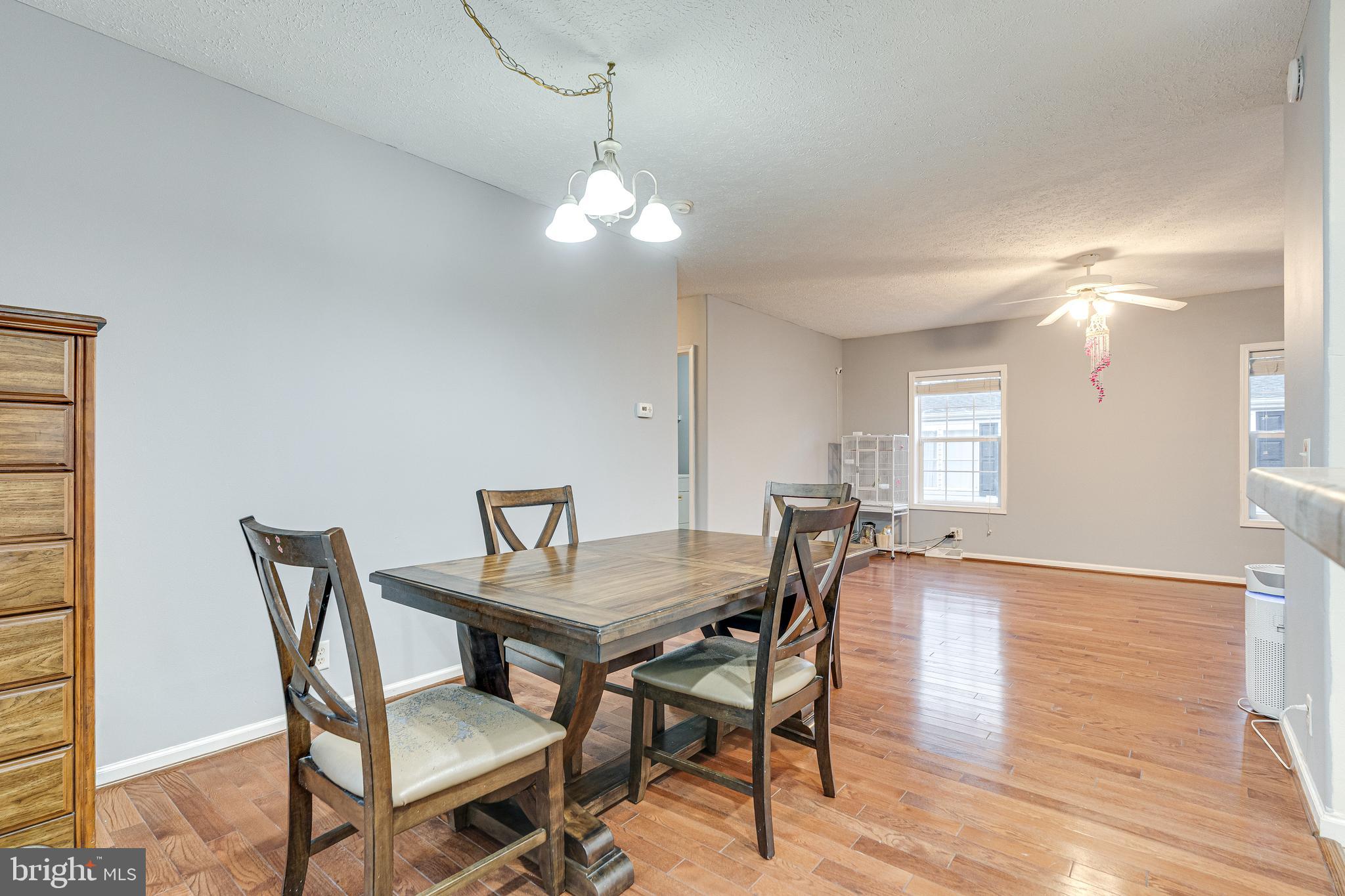 14640 Lufthansa Circle Chantilly, VA 20151 - Photo 10 of 35 Dining room off of living room