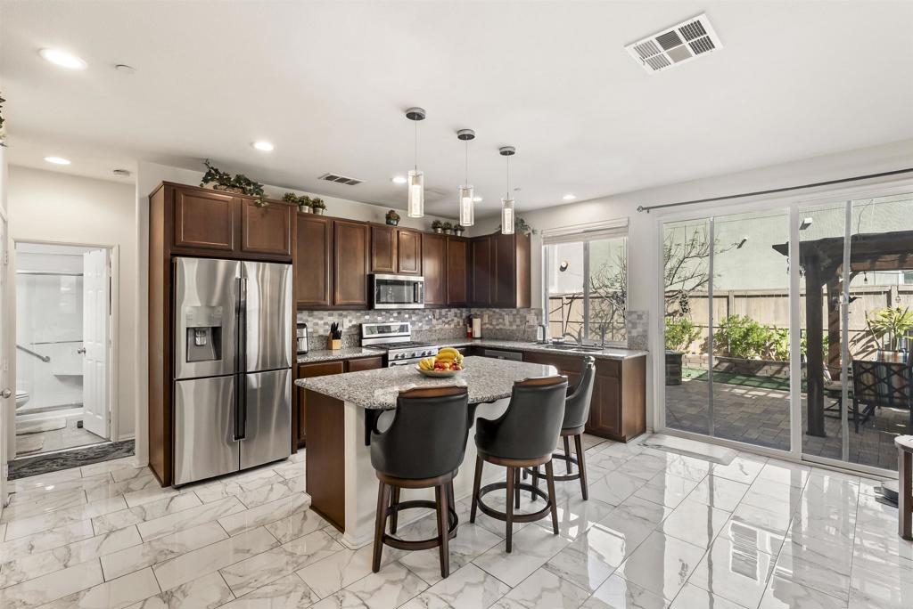 1417 Cathedral Oaks Road Chula Vista, CA 91913 - Photo 12 of 47