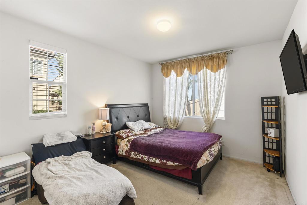 1417 Cathedral Oaks Road Chula Vista, CA 91913 - Photo 17 of 47