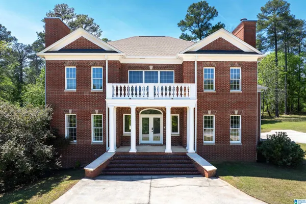 $590,000 | 409 Pine View Drive, West Blocton, AL 35184