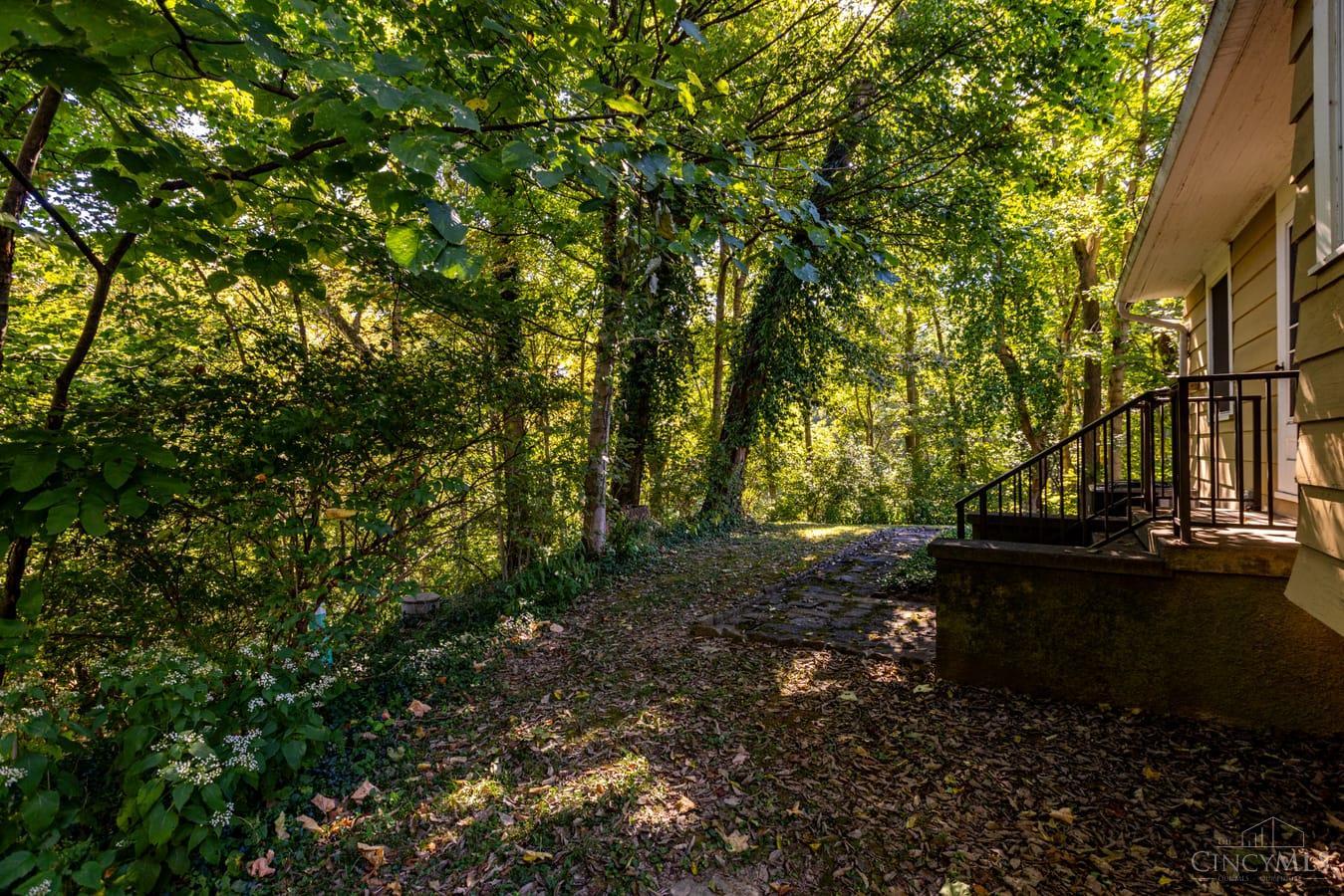 7250 Overcliff Road Cincinnati, OH 45233 - Photo 45 of 49 Gallery Image 45