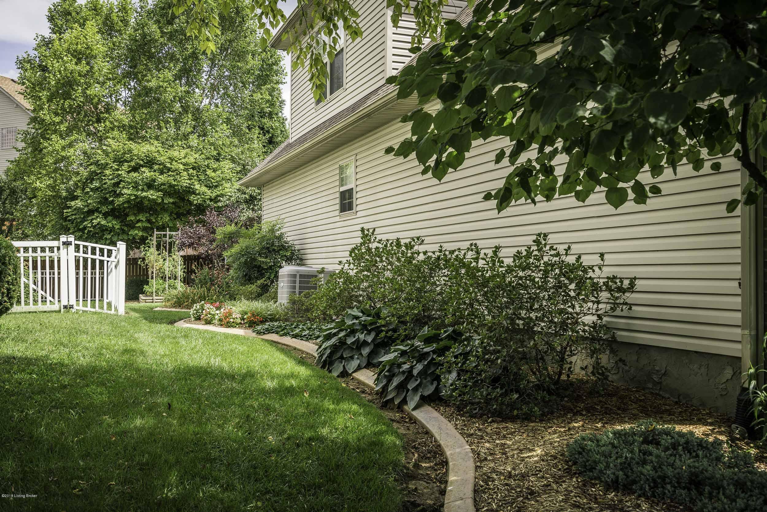 8311 Adams Run Road Louisville, KY 40228 - Photo 41 of 50 8311 Adams Run Rd-04