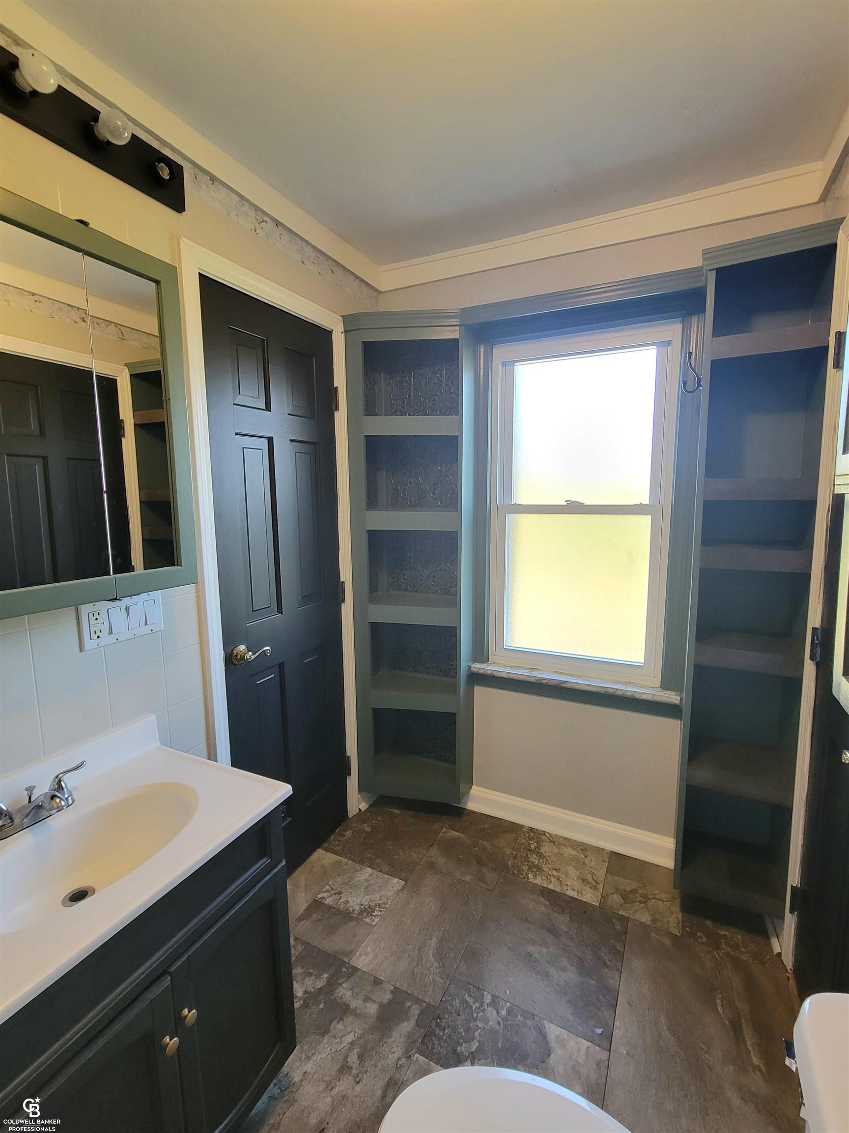 8191 Duquette Road Yale, MI 48097 - Photo 15 of 35 50158823-5a3624e2-96b4-4578-bd57-7c31b2ec7a8b.JPG