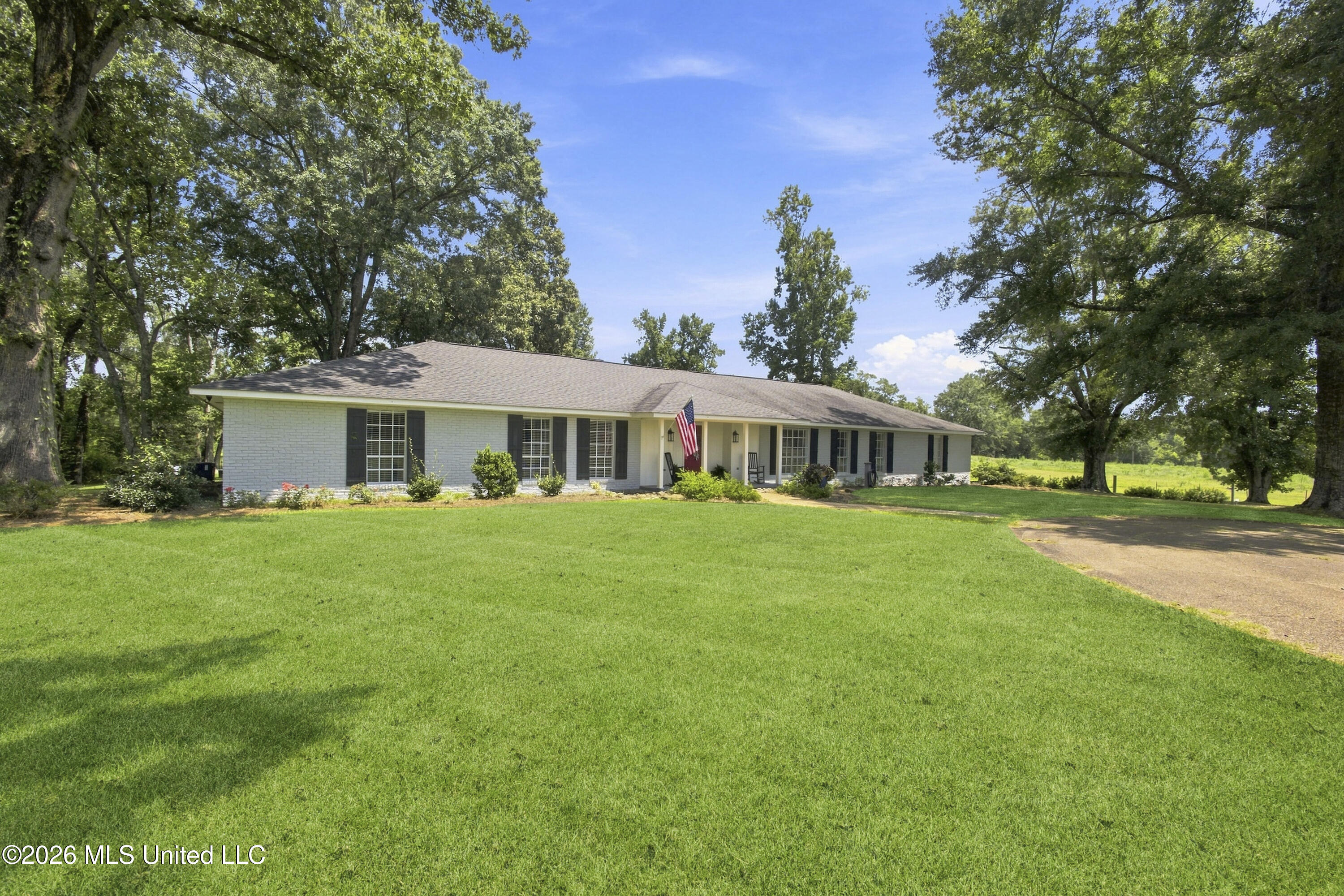 1022 Boggs Road Summit, MS 39666 - Photo 2 of 39 3_ghubphoto_002