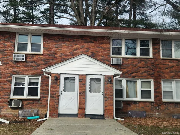 $1,950 | 2710 South, Poughkeepsie, NY 12601