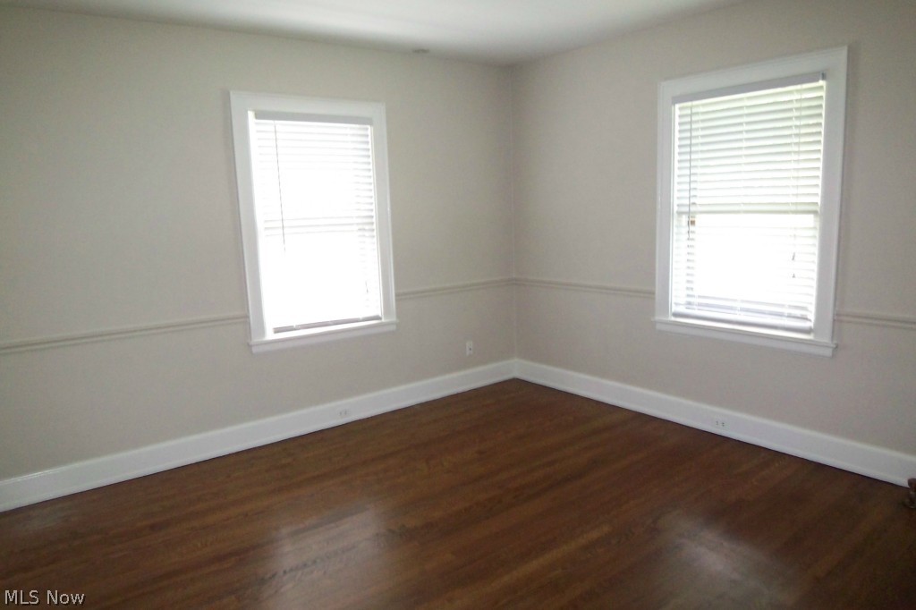 3026 Coleridge Road Cleveland, OH 44118 - Photo 17 of 25