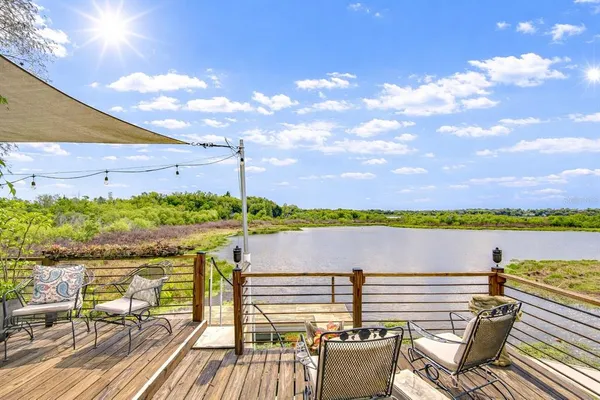 $600,000 | 1216 Brandon Lakes Avenue, Valrico, FL 33594