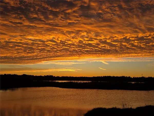 $600,000 | 1216 Brandon Lakes Avenue, Valrico, FL 33594