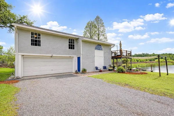 $600,000 | 1216 Brandon Lakes Avenue, Valrico, FL 33594